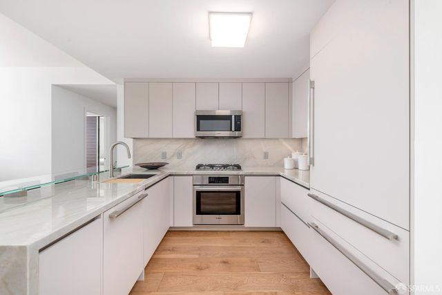338 Spear Street 18E, San Francisco, CA 94105
