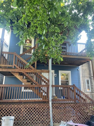 435 N Leclaire Avenue, Chicago, IL 60644