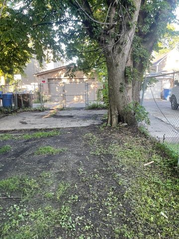 435 N Leclaire Avenue, Chicago, IL 60644