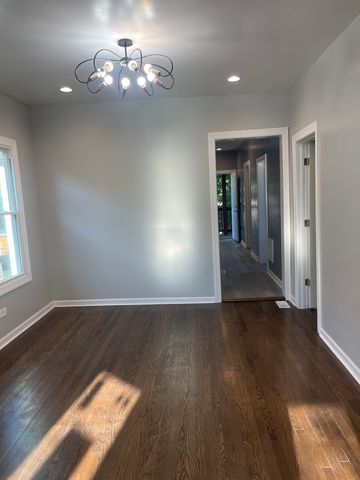 435 N Leclaire Avenue, Chicago, IL 60644