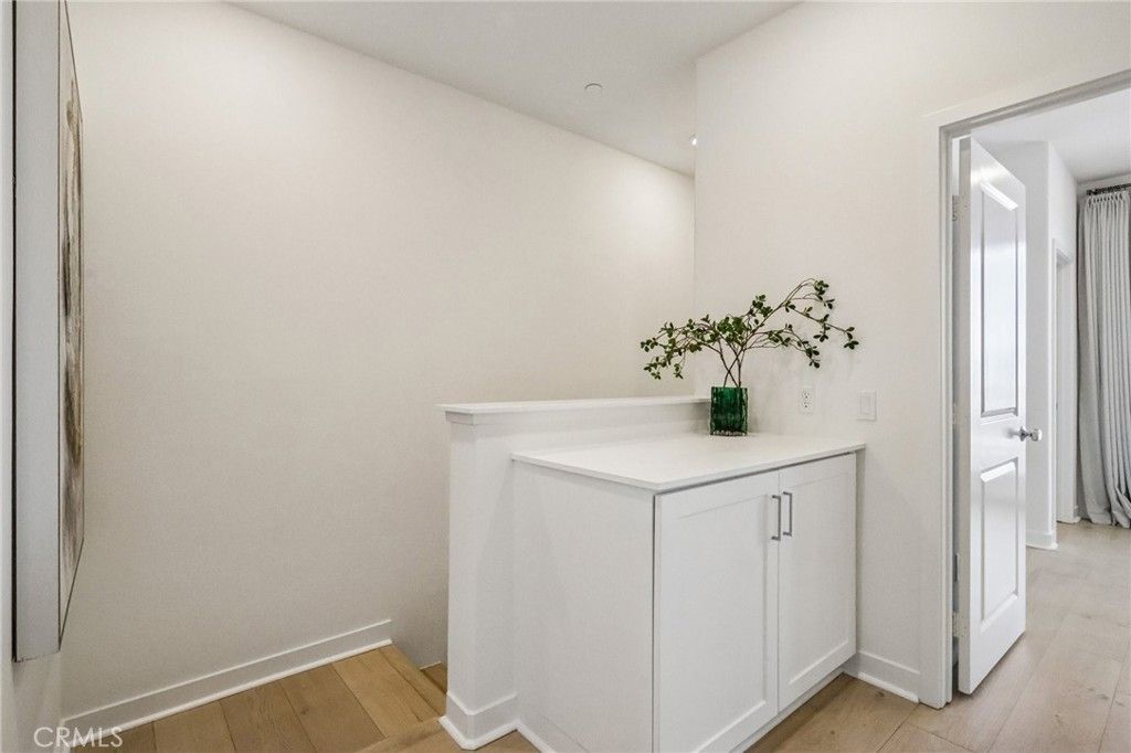 Image 19 of property listing at 275 Sash, Irvine, CA 92618