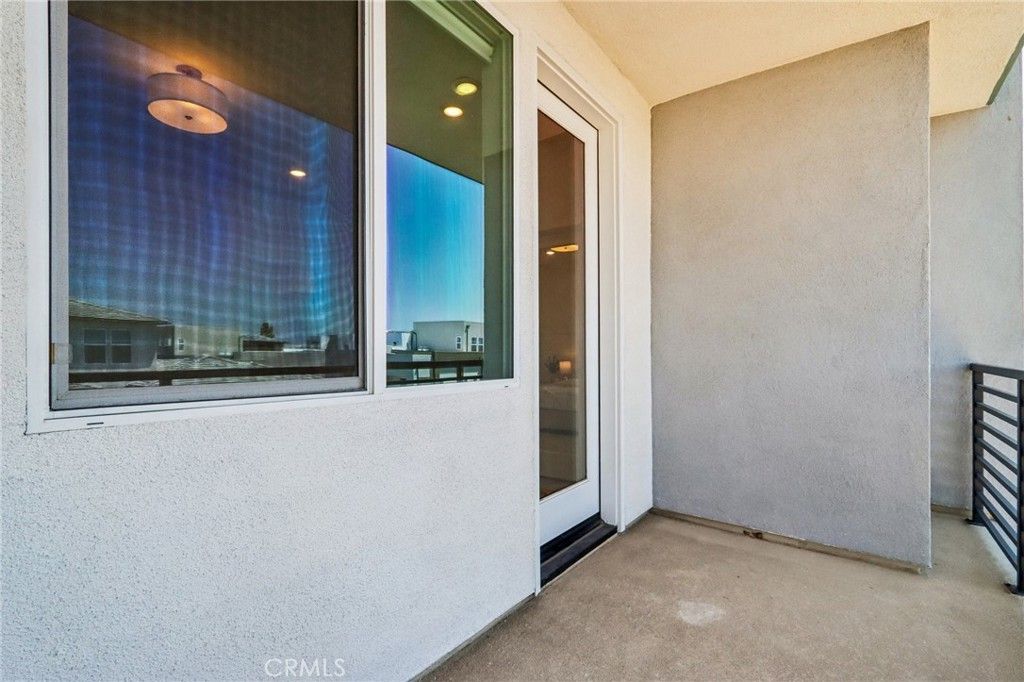 Image 25 of property listing at 275 Sash, Irvine, CA 92618
