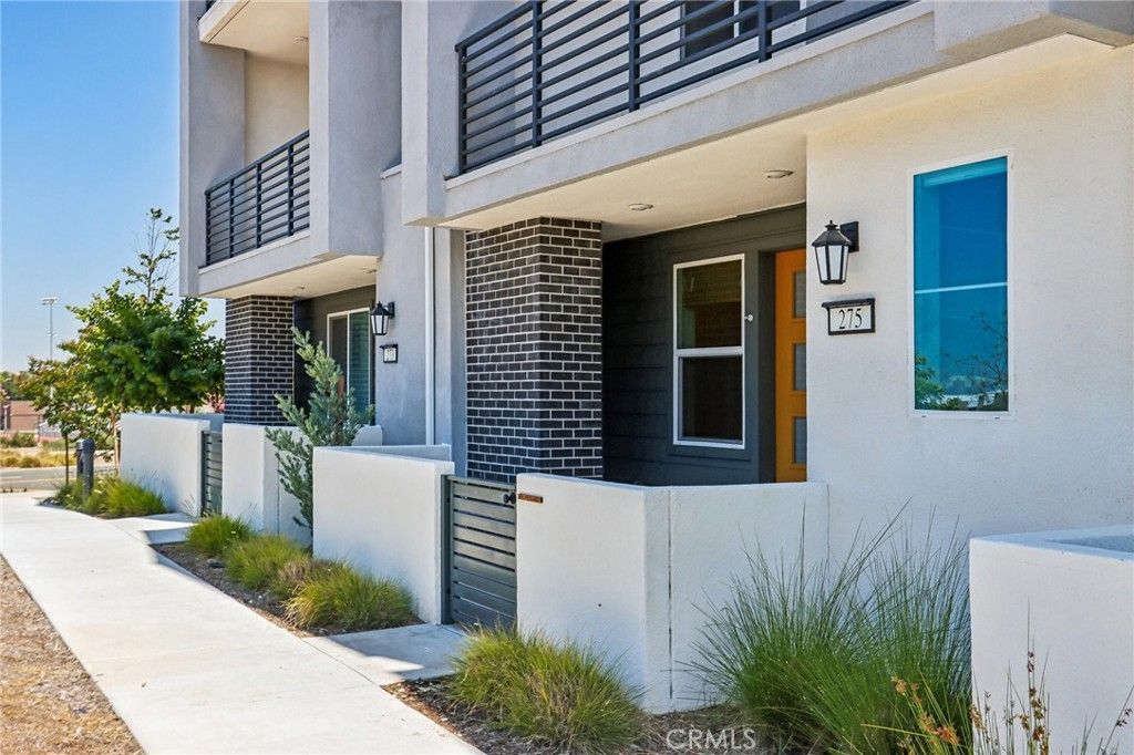 Image 32 of property listing at 275 Sash, Irvine, CA 92618