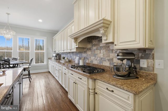 2501 POTOMAC RIVER BLVD, Dumfries, VA 22026