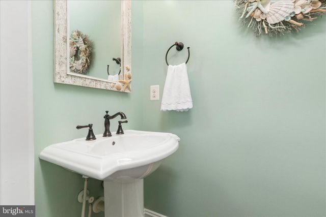 2501 POTOMAC RIVER BLVD, Dumfries, VA 22026