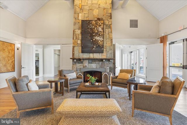 2501 POTOMAC RIVER BLVD, Dumfries, VA 22026