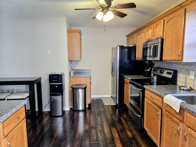 3989 Castle Bar, Clarksville, TN 37040