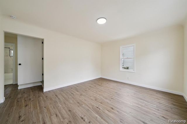 15876 Burt Road, Detroit, MI 48223