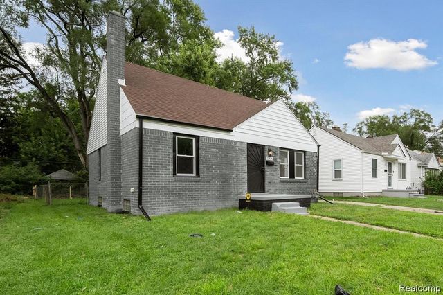 15876 Burt Road, Detroit, MI 48223