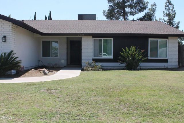 2021 Carlton Street, Bakersfield, CA 93309