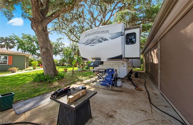 13782 River Forest DR, Fort Myers, FL 33905