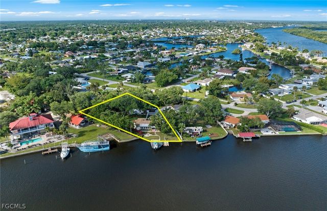 13782 River Forest DR, Fort Myers, FL 33905