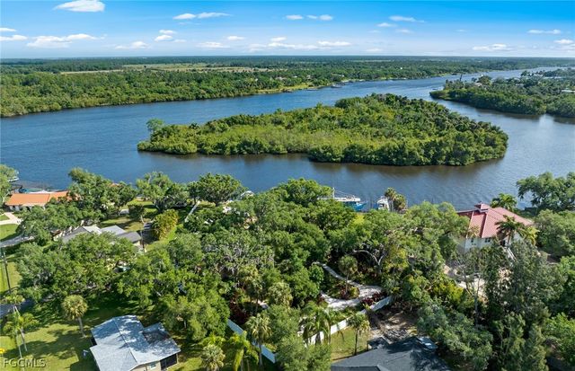 13782 River Forest DR, Fort Myers, FL 33905