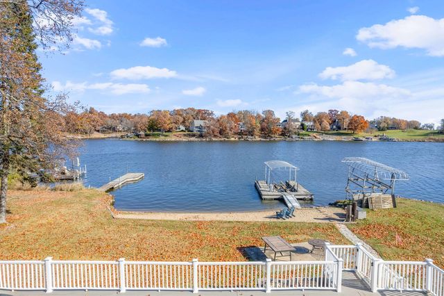 3 Holiday Drive, Lake Holiday, IL 60552