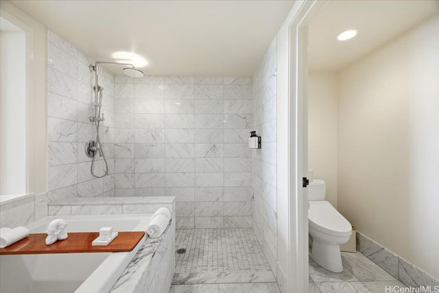 223 Saratoga Road 2015, Honolulu, HI 96815