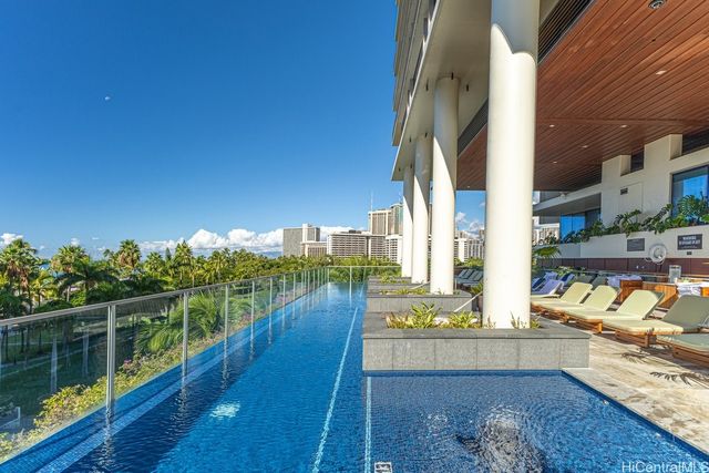 223 Saratoga Road 2015, Honolulu, HI 96815