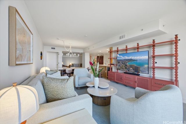 223 Saratoga Road 2015, Honolulu, HI 96815