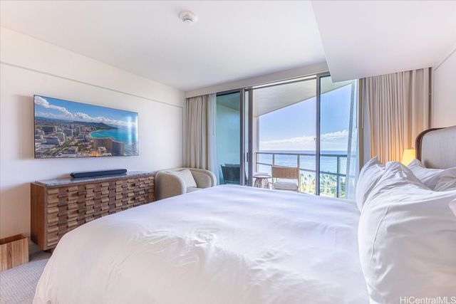 223 Saratoga Road 2015, Honolulu, HI 96815