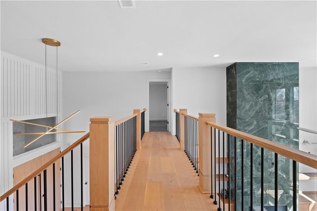 4 Broken Arrow Court, Lake Winnebago, MO 64034