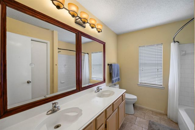 4011 Cedarwood Drive, Pearland, TX 77584