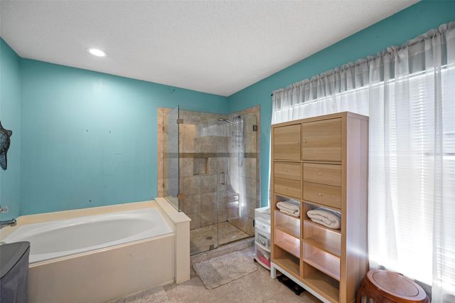 4011 Cedarwood Drive, Pearland, TX 77584