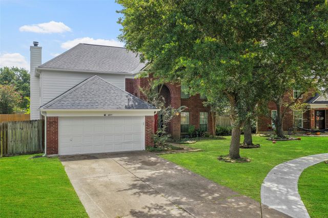 4011 Cedarwood Drive, Pearland, TX 77584