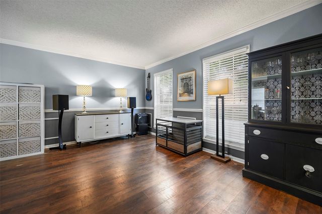 4011 Cedarwood Drive, Pearland, TX 77584
