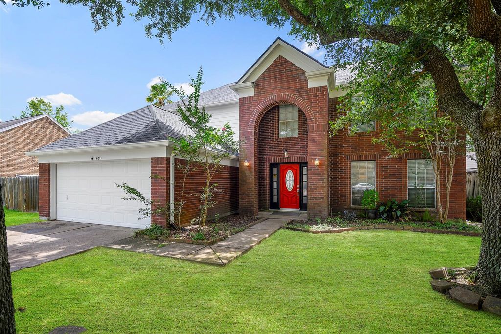 4011 Cedarwood Drive, Pearland, TX 77584