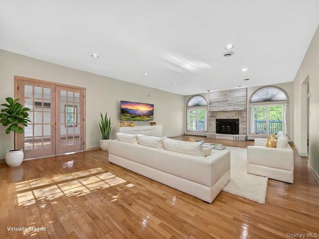 216 Strawtown Road, New City, NY 10956