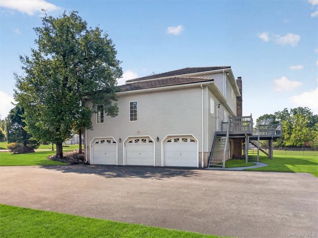 216 Strawtown Road, New City, NY 10956