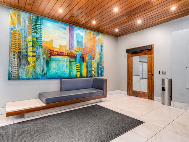 230 E Ontario Street 1204, Chicago, IL 60611