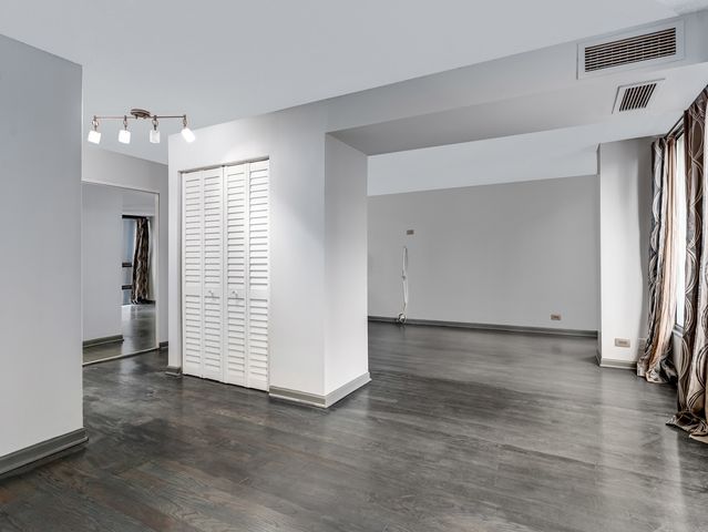 230 E Ontario Street 1204, Chicago, IL 60611