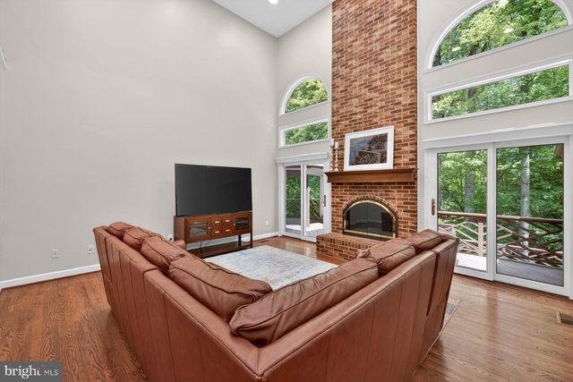 8704 MARGARET LN, Annandale, VA 22003