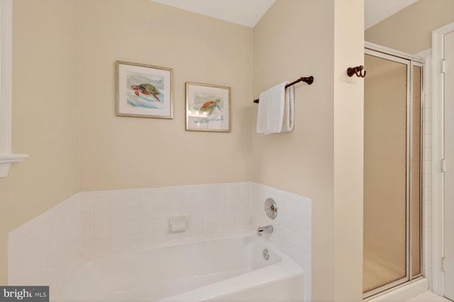 8704 MARGARET LN, Annandale, VA 22003