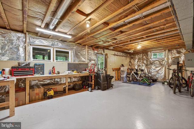 8704 MARGARET LN, Annandale, VA 22003