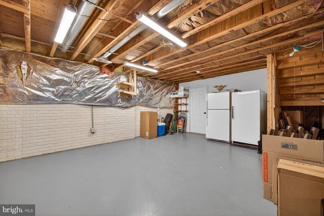 8704 MARGARET LN, Annandale, VA 22003