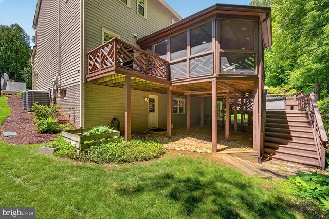 8704 MARGARET LN, Annandale, VA 22003