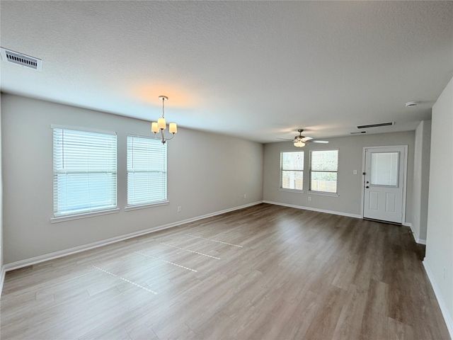 11720 Whirlaway Drive, Willis, TX 77318