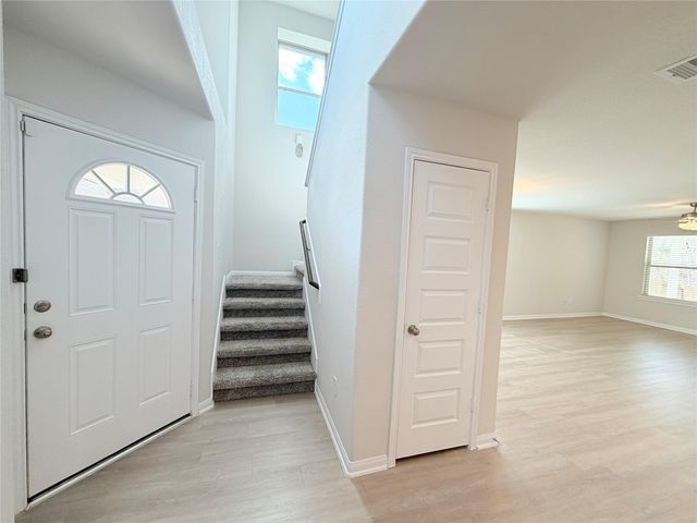 11720 Whirlaway Drive, Willis, TX 77318