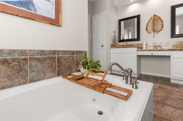 3531 Shady Village Drive, Houston, TX 77345