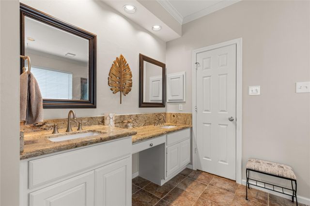 3531 Shady Village Drive, Houston, TX 77345