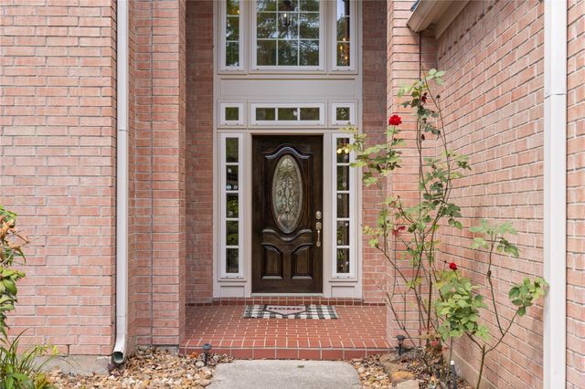 3531 Shady Village Drive, Houston, TX 77345