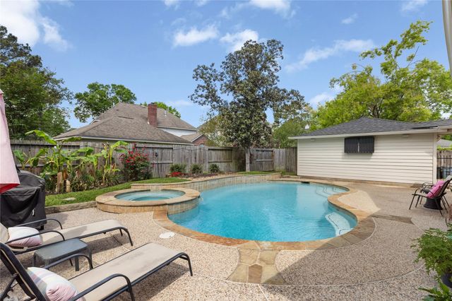 3531 Shady Village Drive, Houston, TX 77345