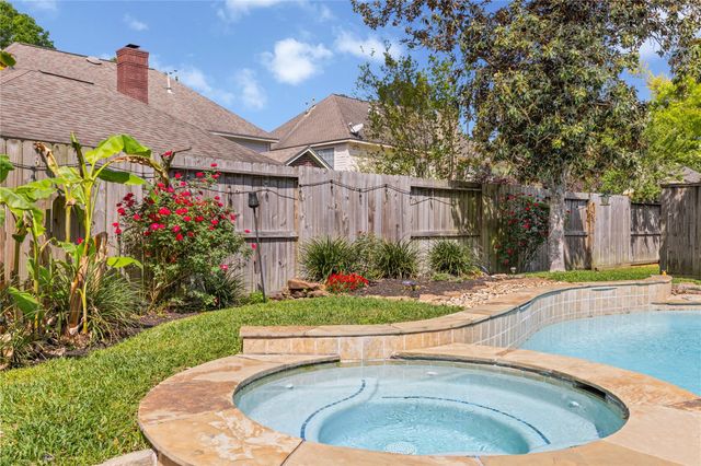 3531 Shady Village Drive, Houston, TX 77345