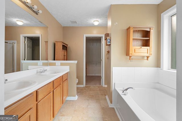 1543 Virgil Pond Lane, Loganville, GA 30052