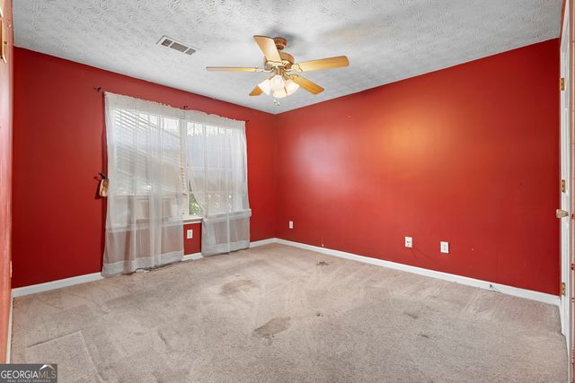 1543 Virgil Pond Lane, Loganville, GA 30052