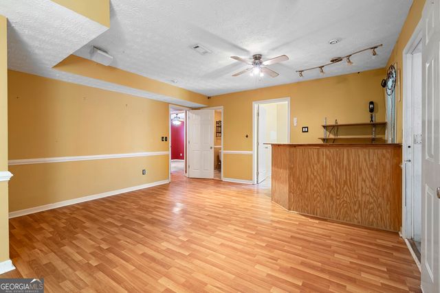 1543 Virgil Pond Lane, Loganville, GA 30052