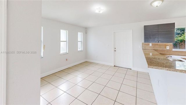 1616 NW 7th Pl, Florida City, FL 33034