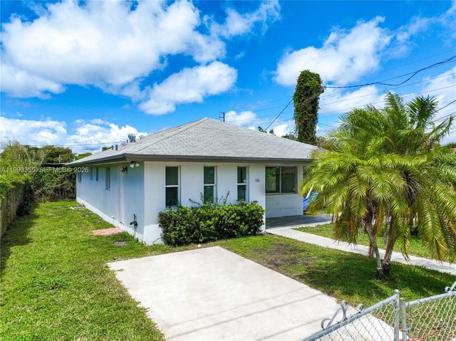 1616 NW 7th Pl, Florida City, FL 33034