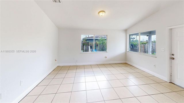 1616 NW 7th Pl, Florida City, FL 33034